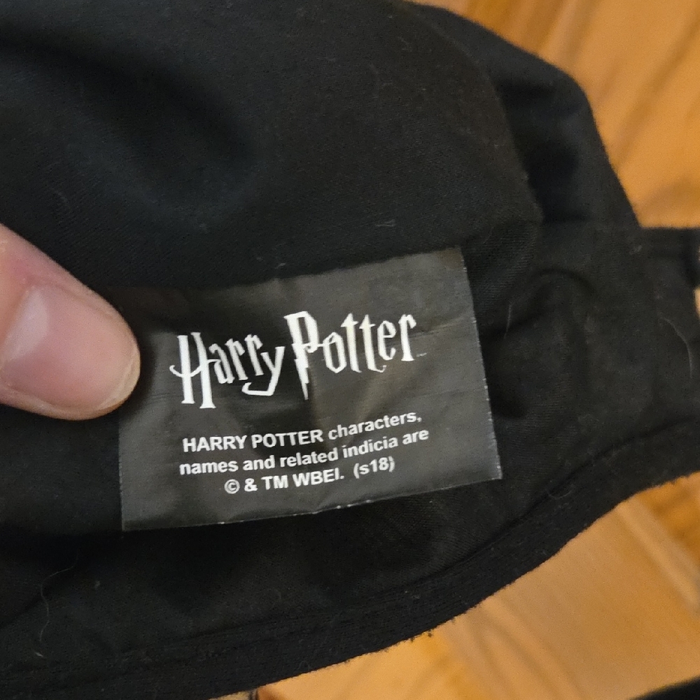 Harry Potter Crossbody Sling Bag - Picture 2 of 7